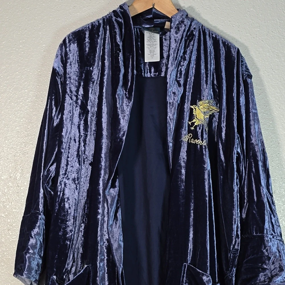 Harry Potter Pottery Barn Ravenclaw Velvet Blue Robe Size Large- XL - Picture 2 of 8